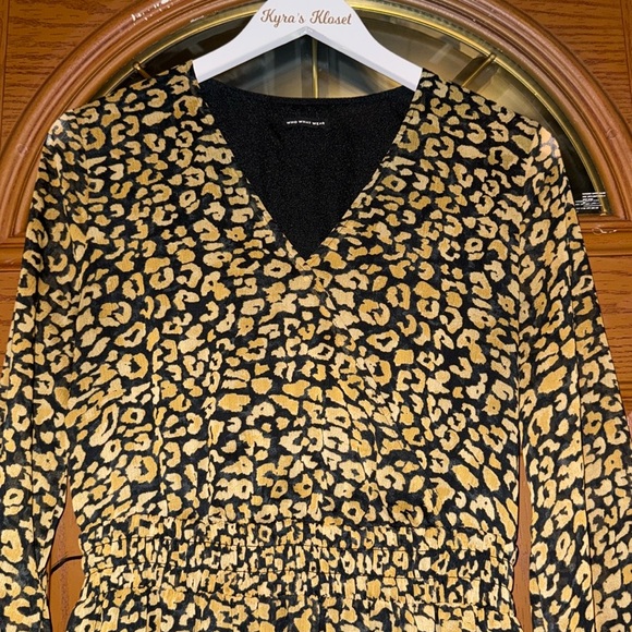 WhoWhatWear Cheetah Print Surplice V-Neck Wrap Long Lantern Sleeve Midi Dress - Picture 7 of 16